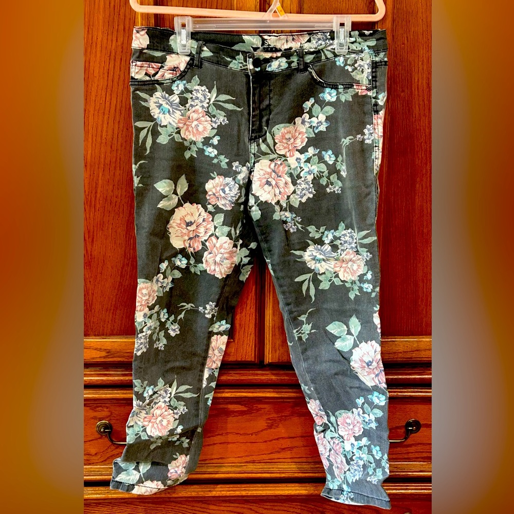 NY&Co Floral Jeans 14